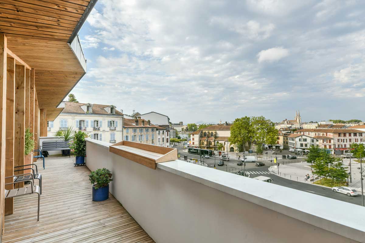 Défi-location-terrasse-vue-panorama-bayonne.jpg