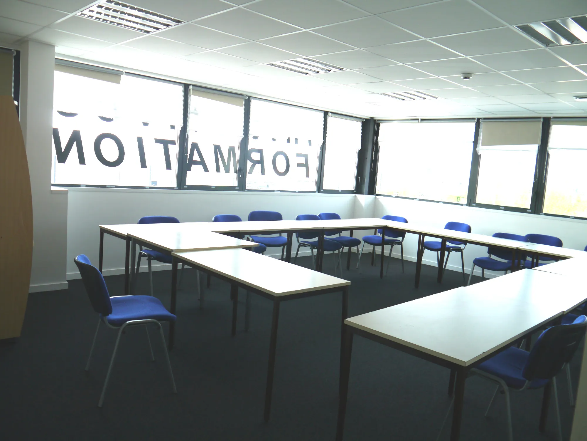 Salle-3.webp